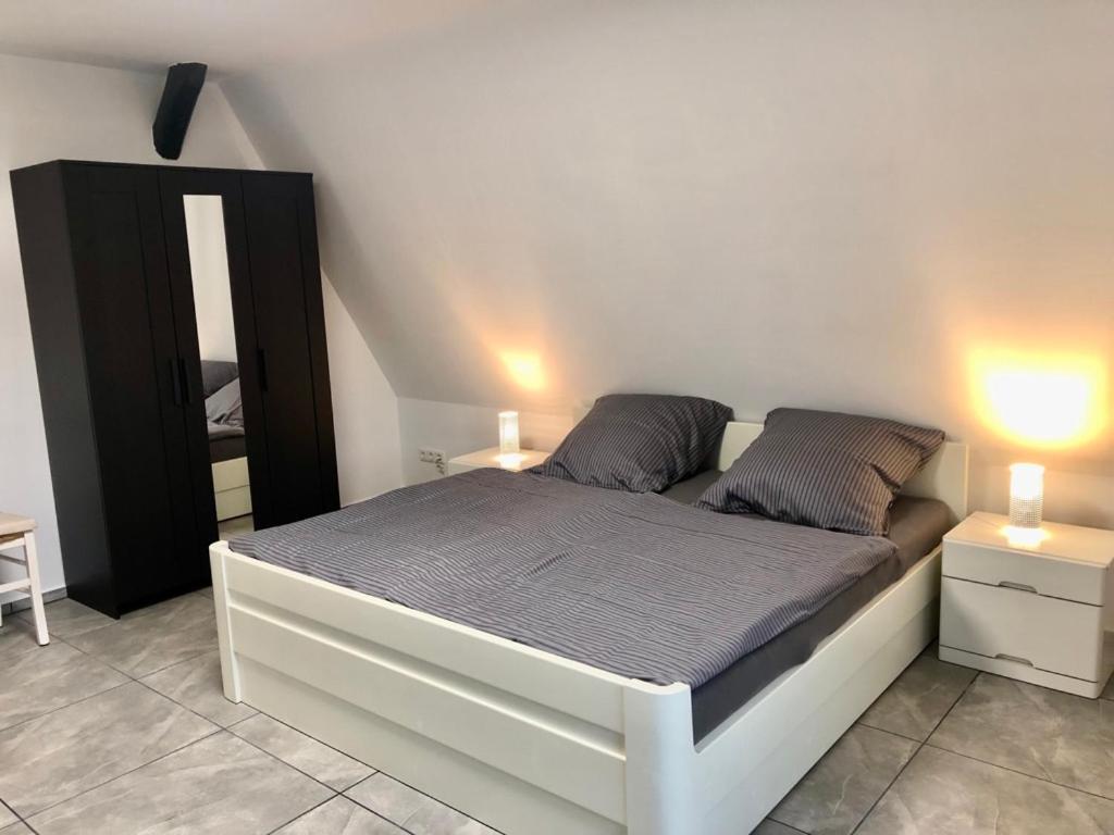 Dachgeschosswohnung Mit Seeblick Ahrensbok Luaran gambar